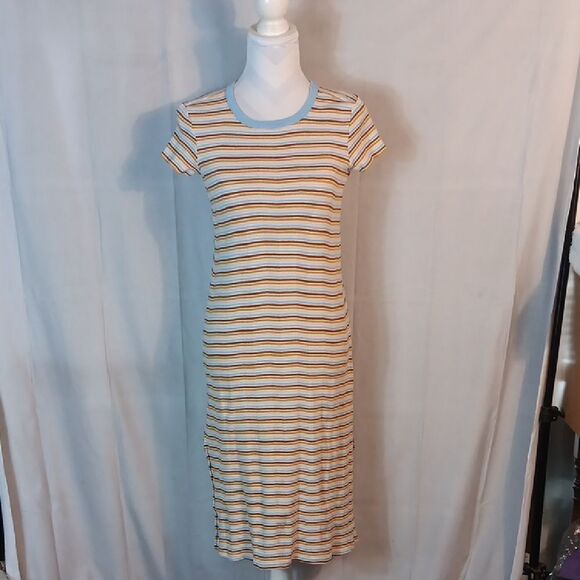 Striped Multicolor Casual Dress - Picture 1 of 8